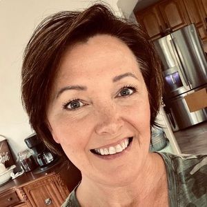 Meet your Posher, Janet